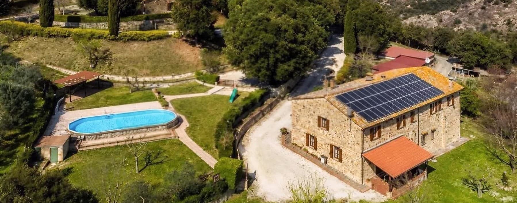 Country House in Volterra, Tuscany's Serene Countryside