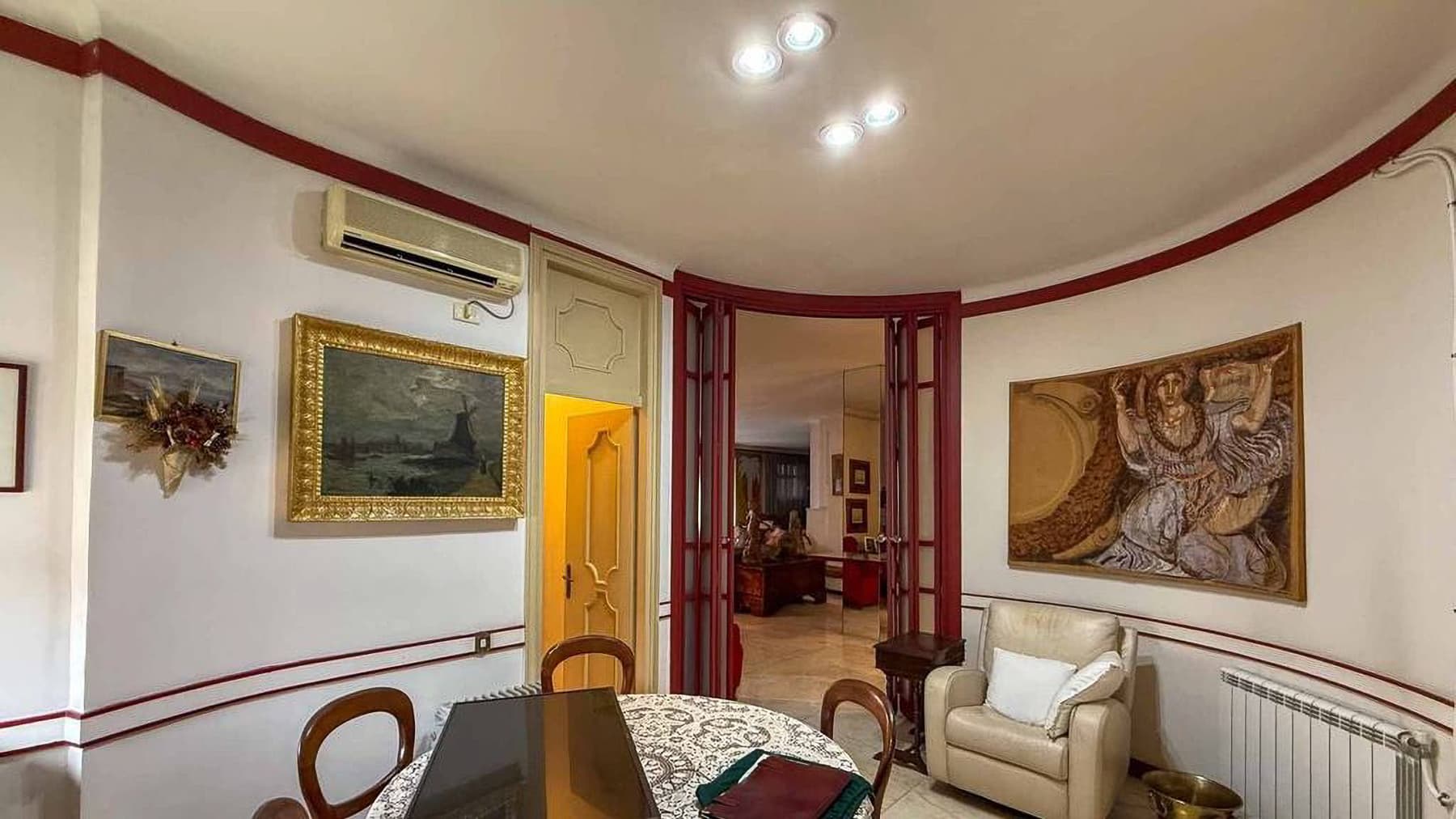 Appartamento panoramico a Napoli, 320 mq di eleganza
