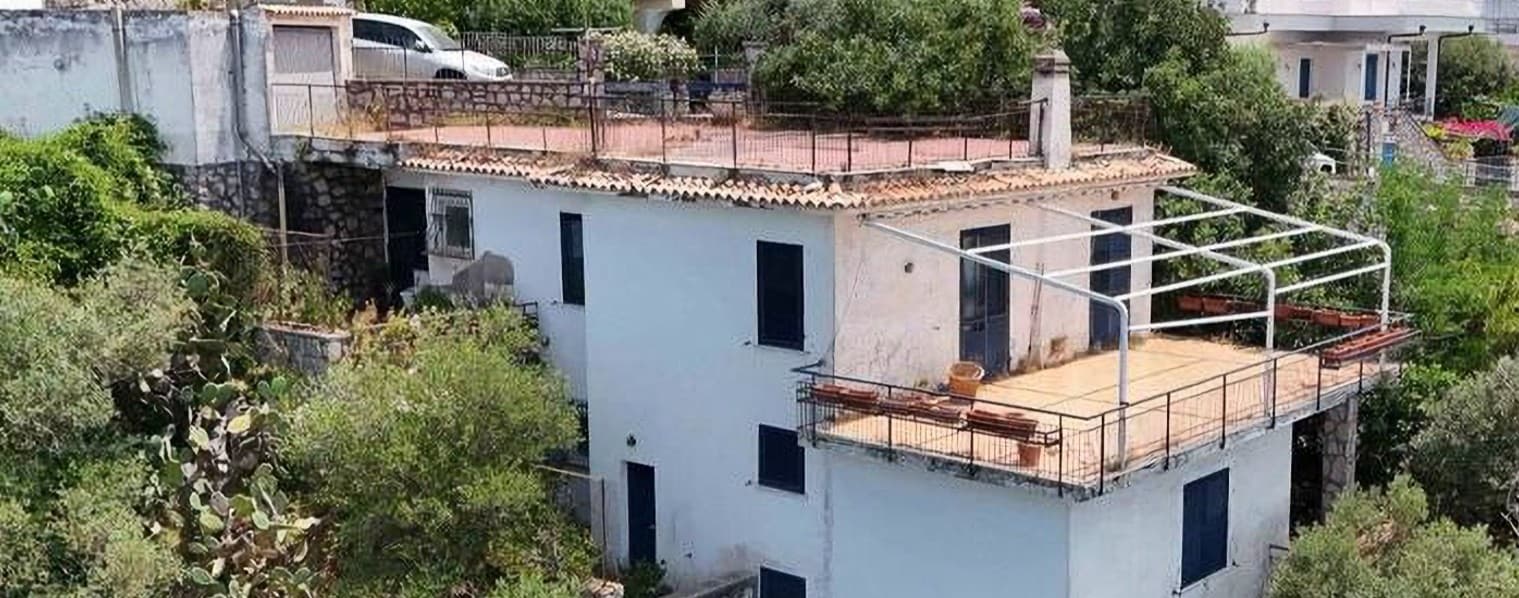 Villa panoramica a Montechiaro, Vico Equense, 270 mq